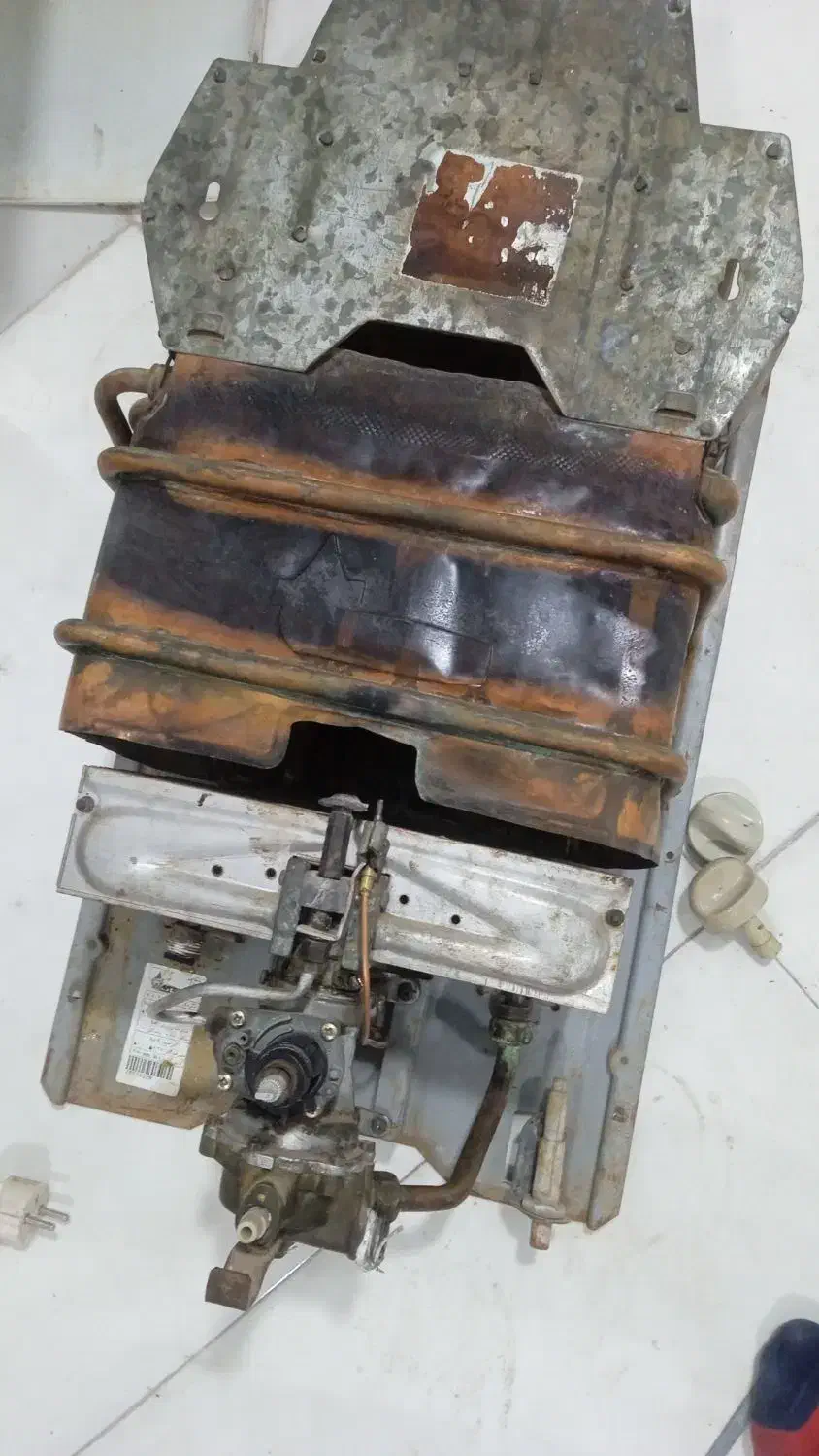 آبگرمکن بوتان|آبگرمکن، پکیج، شوفاژ|کرج, شهرک پردیسان|دیوار