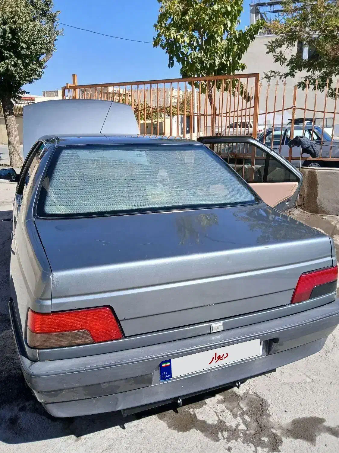 پژو 405 مدل 93|خودرو سواری و وانت|گلپایگان, |دیوار