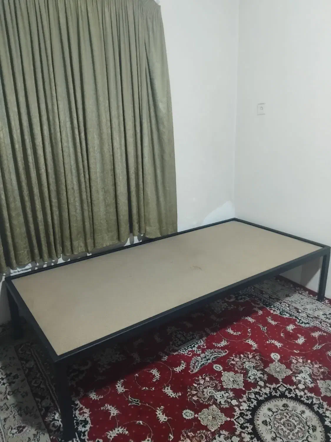 تخت فلزی|تخت و سرویس خواب|بابلسر, |دیوار