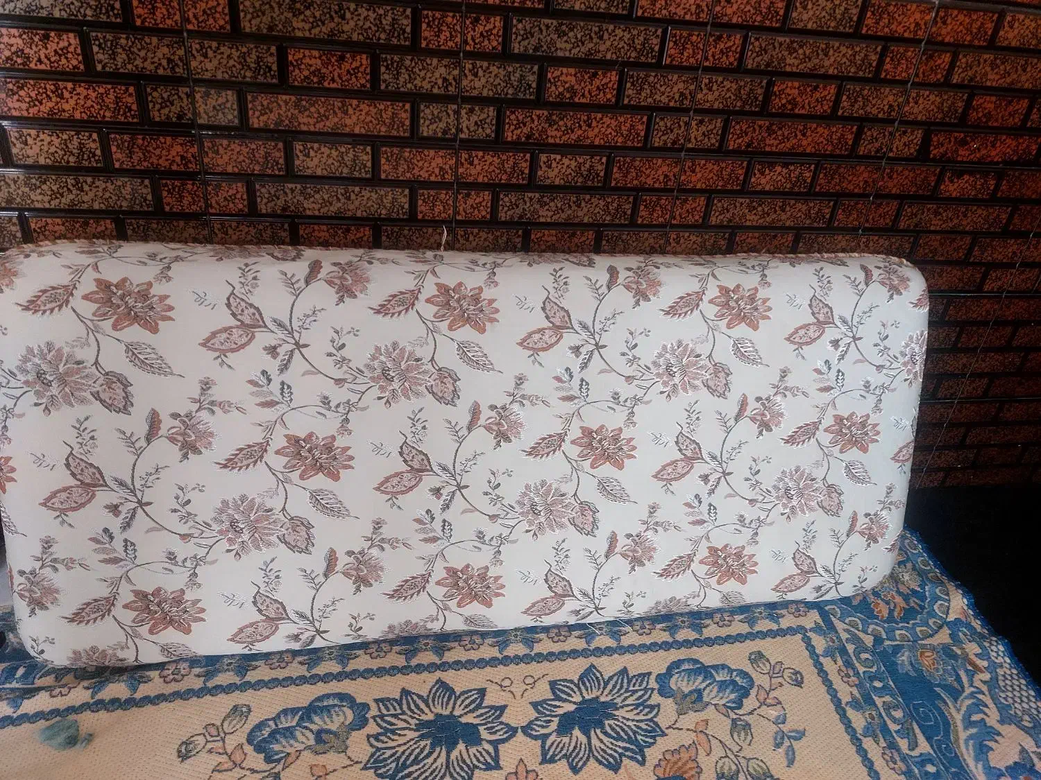 ۴عدد پشتی تمیز ۲۵۰۰۰۰۰|پشتی|ایذه, |دیوار