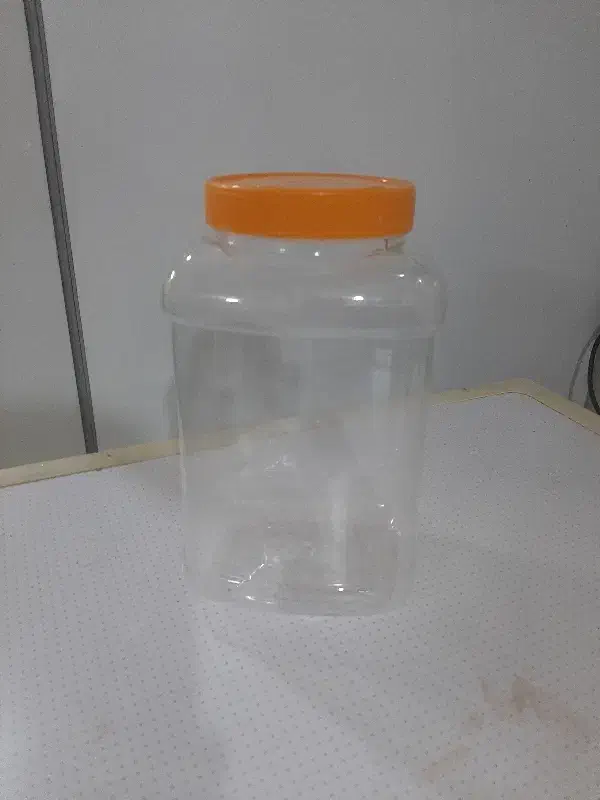 دبه ۲ کیلویی|ظروف نگهدارنده، پلاستیکی، یک‌بارمصرف|مشهد, شاهد (شهرک غرب)|دیوار