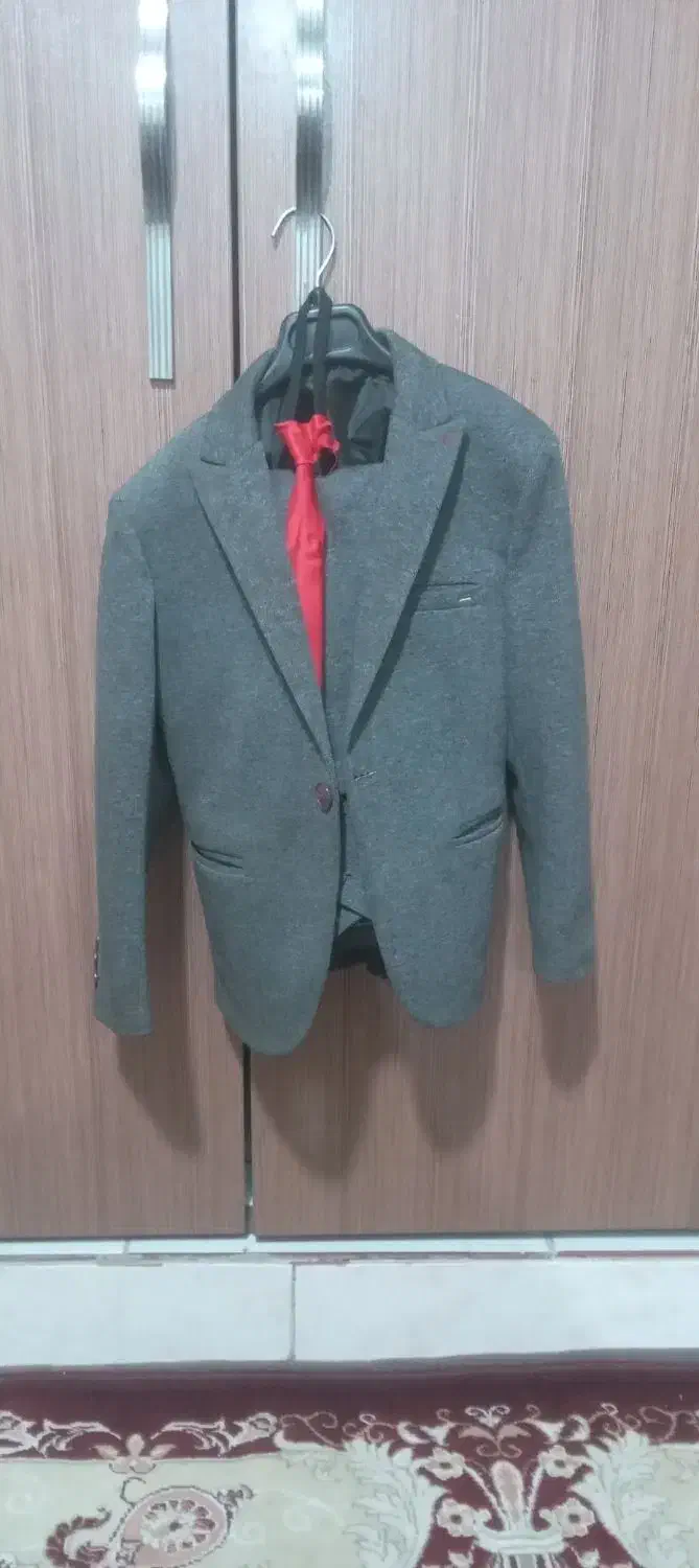 با سلام یک دست کت وشلوار|لباس|همدان, |دیوار