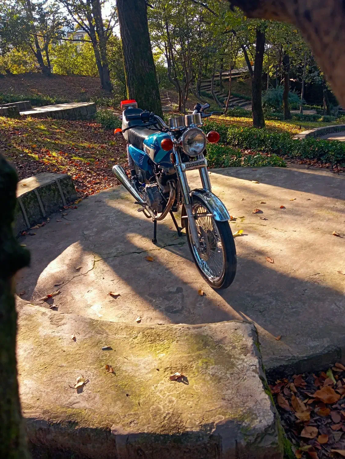 سالم|موتورسیکلت|رشت, حومه رشت|دیوار