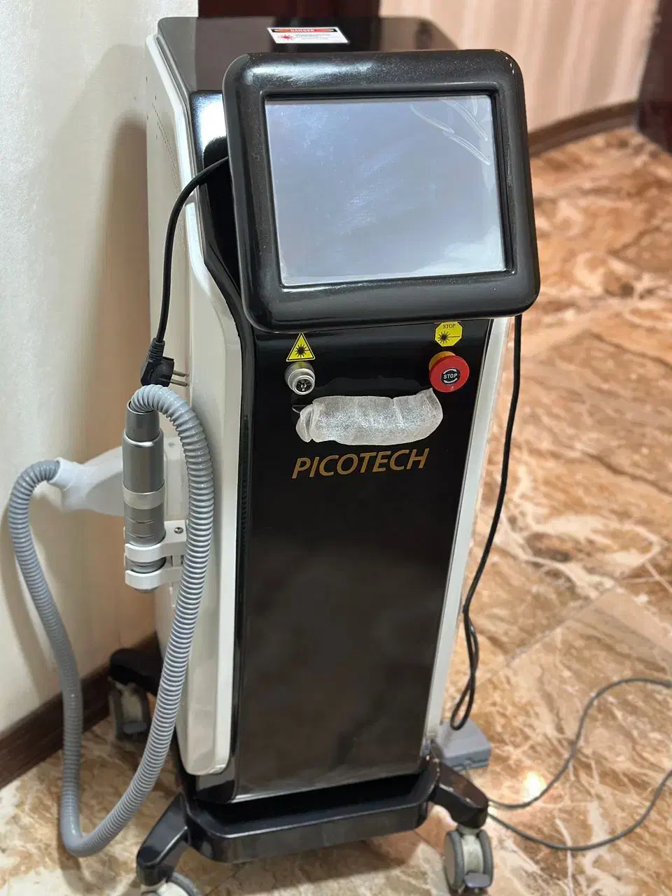 اپراتور لیزر خانم|استخدام درمانی، زیبایی، بهداشتی|قزوین, |دیوار