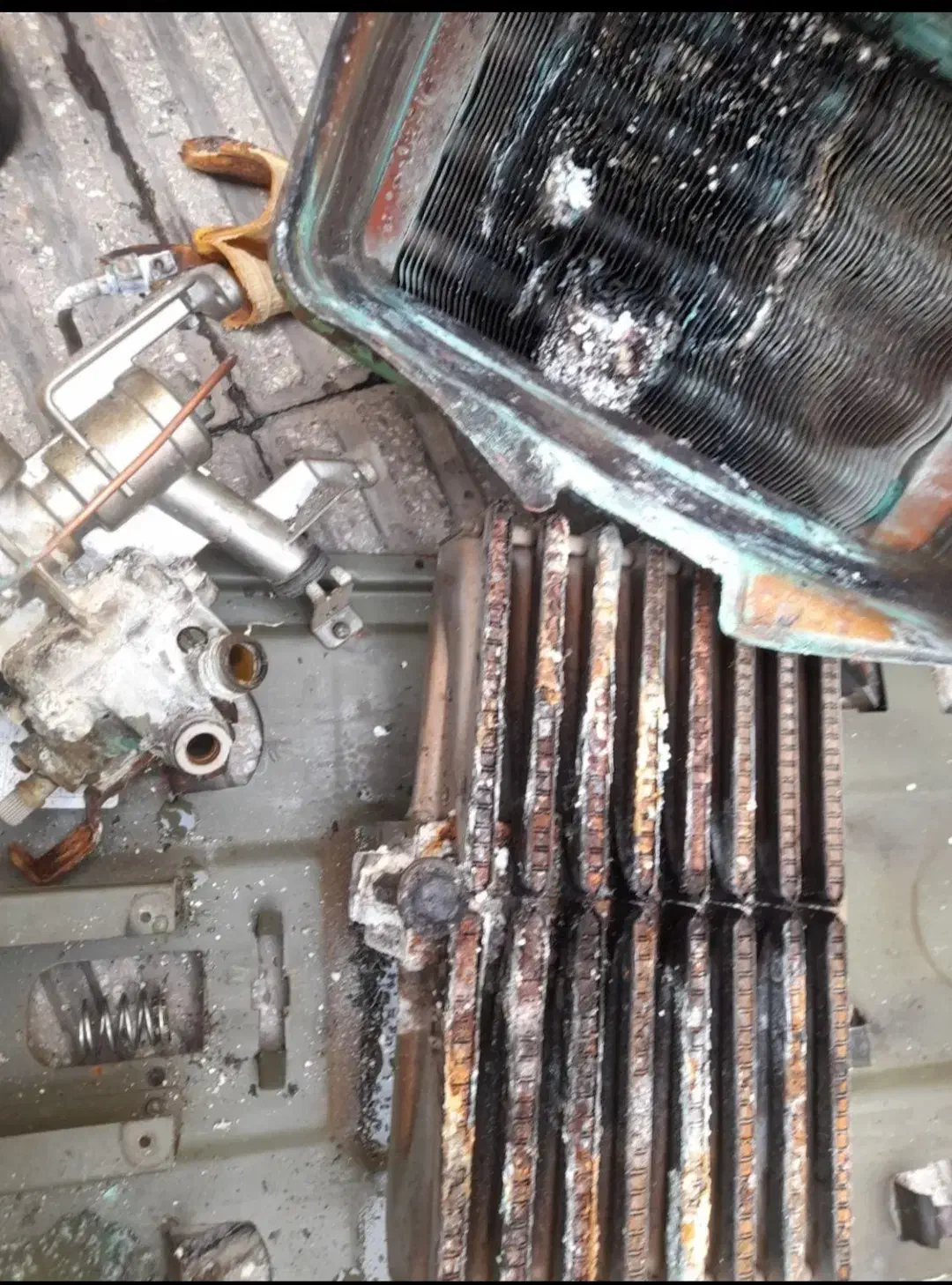 خریدارآبگرمکن کهنه وتعمیرات انواع آبگرمکن|آبگرمکن، پکیج، شوفاژ|خرمآباد, |دیوار