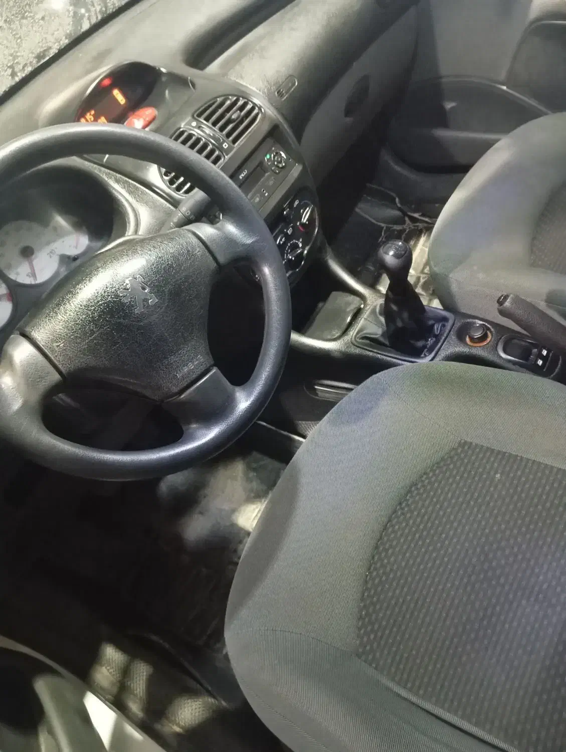 206تیپ 2|خودرو سواری و وانت|سیرجان, |دیوار