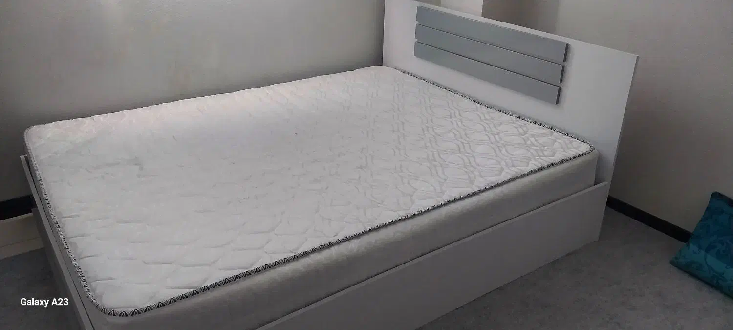 فروش تخت ۲ نفره با تشک شاهین‌شهر|تخت و سرویس خواب|شاهین‌شهر, شهرک گلدیس|دیوار