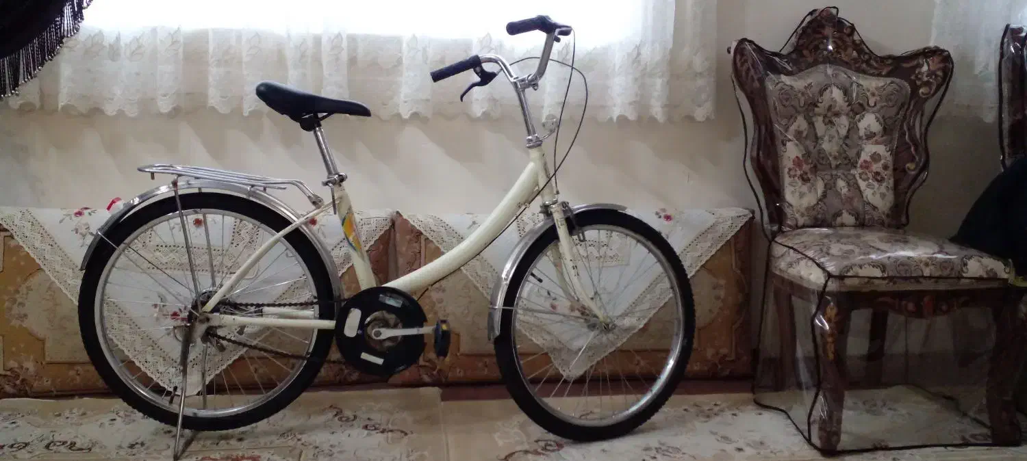 سلام دوچرخه مشکی سایز ۲۷ ودوچرخه کرم سایز ۲۴|دوچرخه، اسکیت، اسکوتر|ری, دیلمان|دیوار