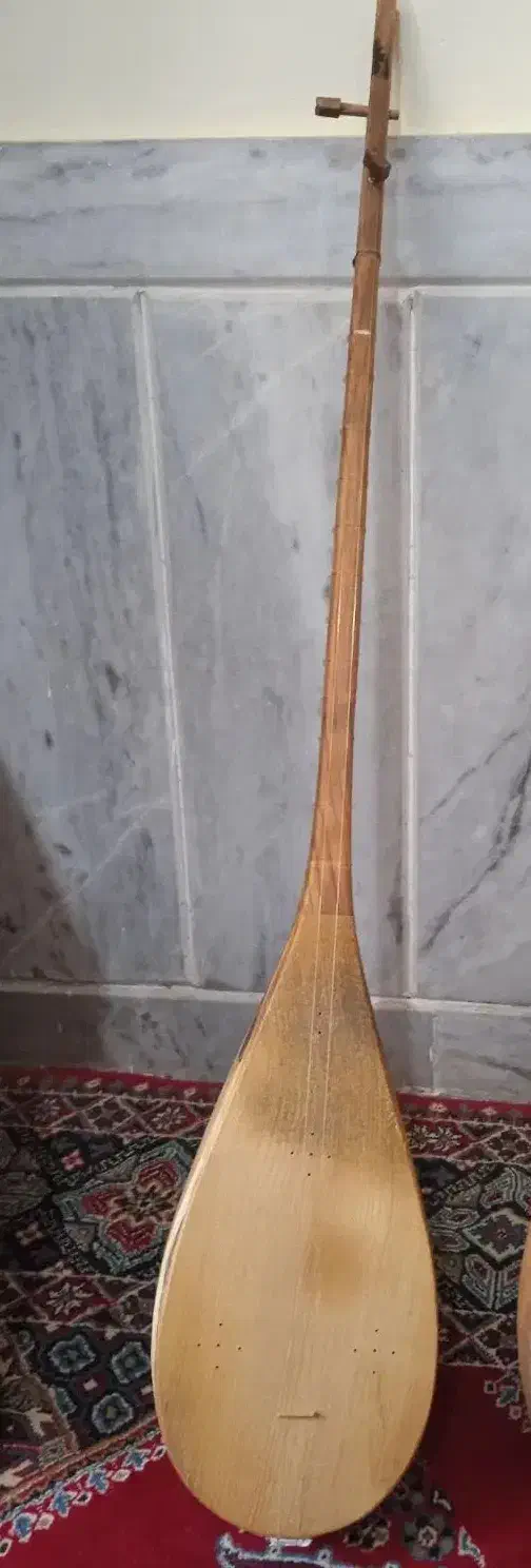 دوتار|سازهای سنتی|شیروان (خراسان), |دیوار