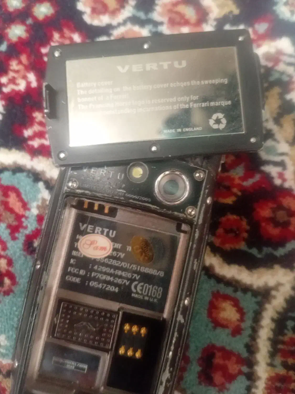 گوشی ورتو فراری اصل|موبایل|ری, صفاییه (چشمه علی)|دیوار