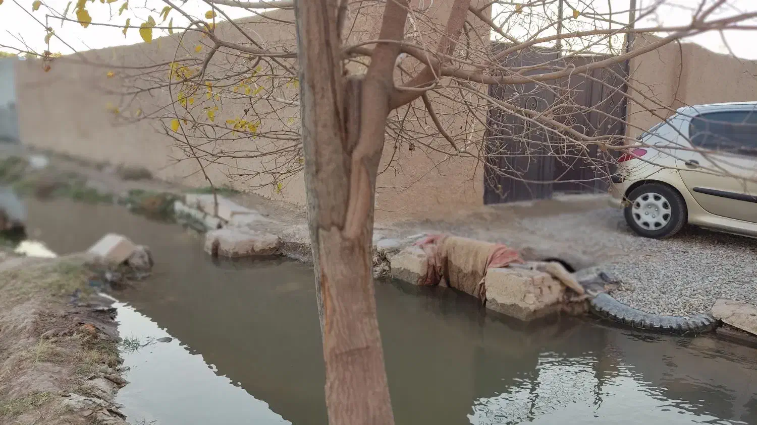 باغچه ۱۷۰متری سنددار شهر ری با بنا ونقدیا معاوضه|فروش زمین و ملک کلنگی|ری, فیروزآباد|دیوار