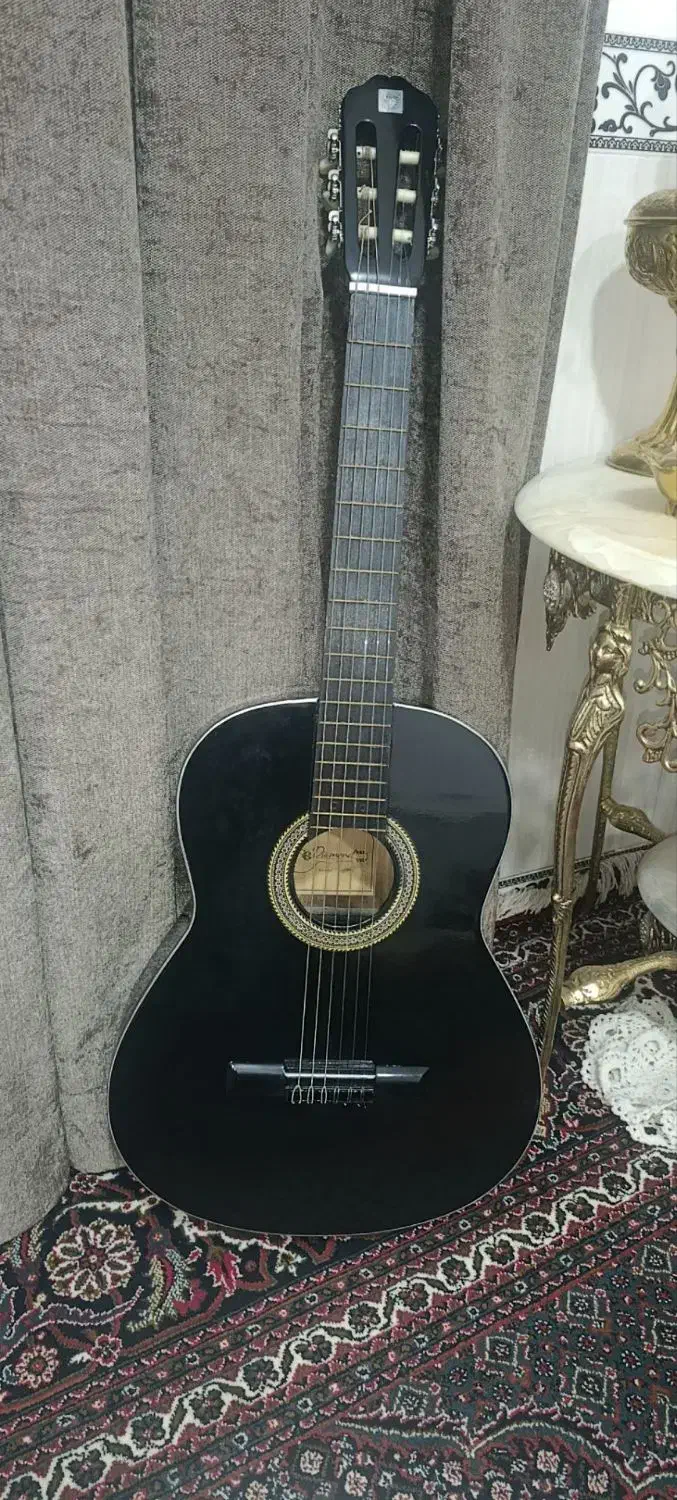 گیتار|گیتار، بیس، امپلیفایر|همدان, |دیوار