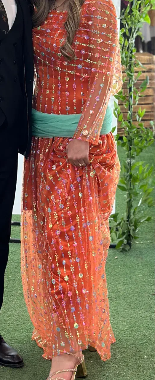 لباس کوردی، سقزی|لباس|سنندج, |دیوار