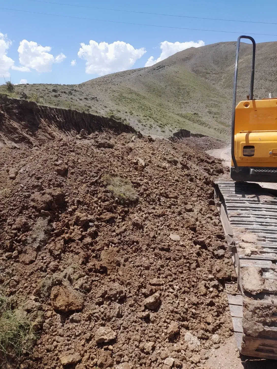 خدمات بیل مکانیکی|خدمات حمل و نقل|زنجان, |دیوار