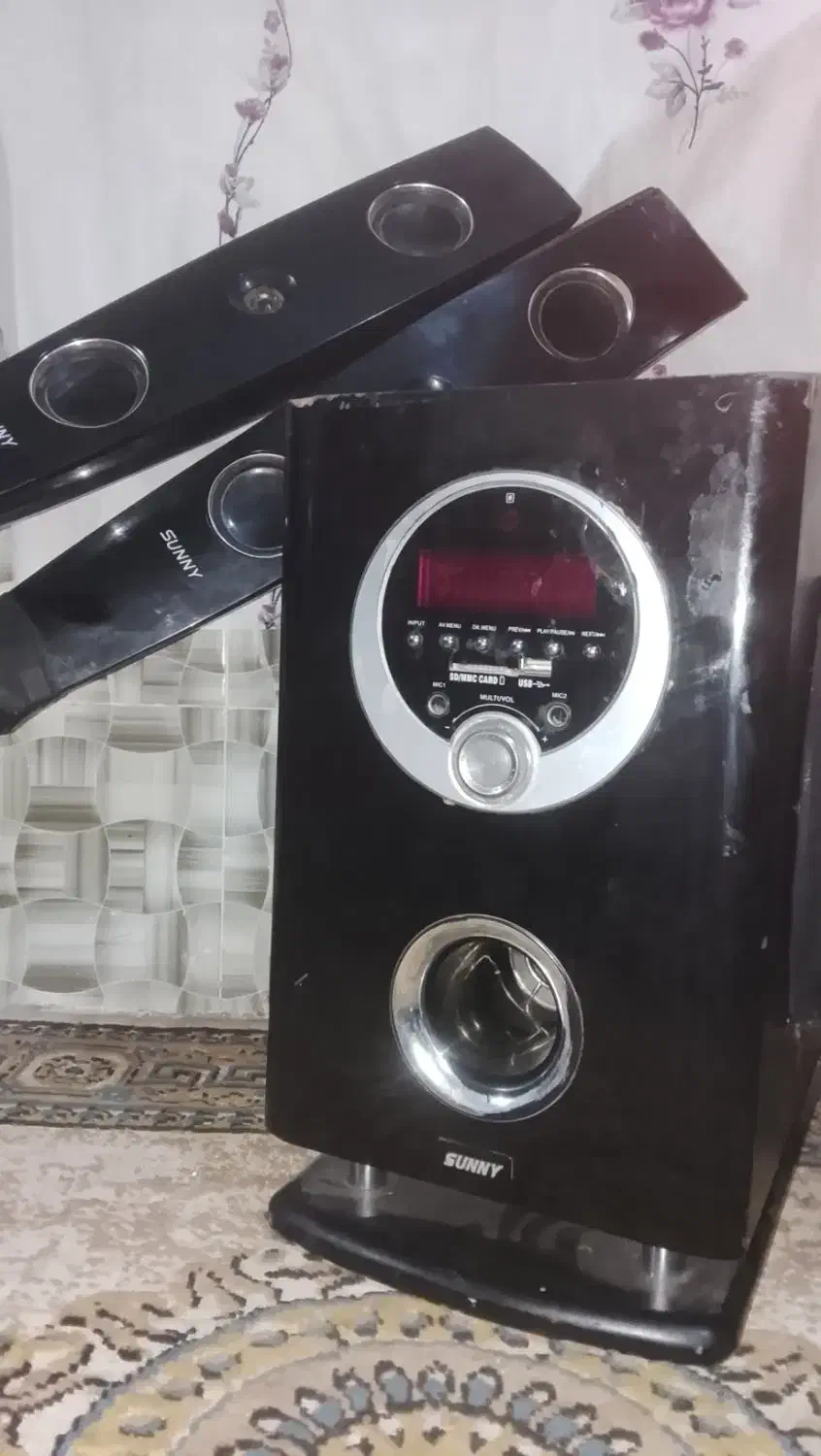 سیمای خانواده بادوتاباند|سیستم صوتی خانگی|بم, |دیوار