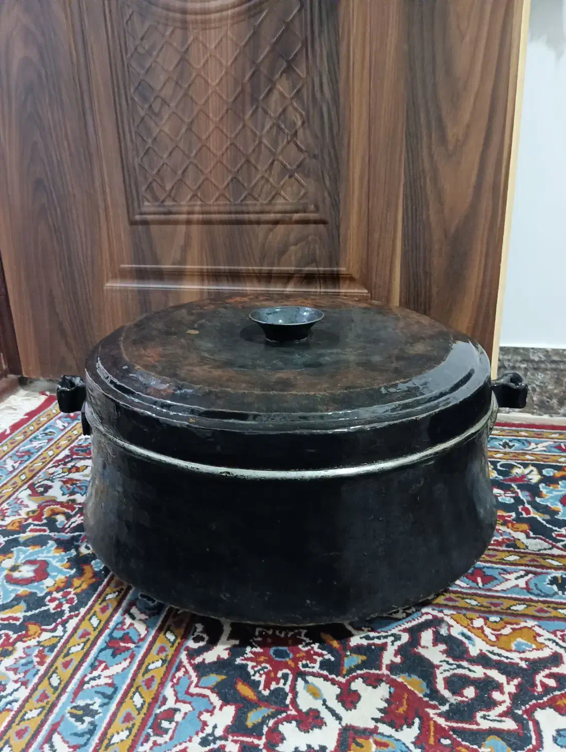 دیگ مسی قدیمی|ظروف پختوپز|زرند, |دیوار