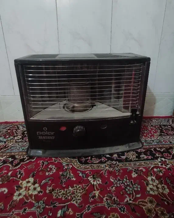 بخاری نفتی تیوست پُلار|بخاری، هیتر، شومینه|زابل, |دیوار