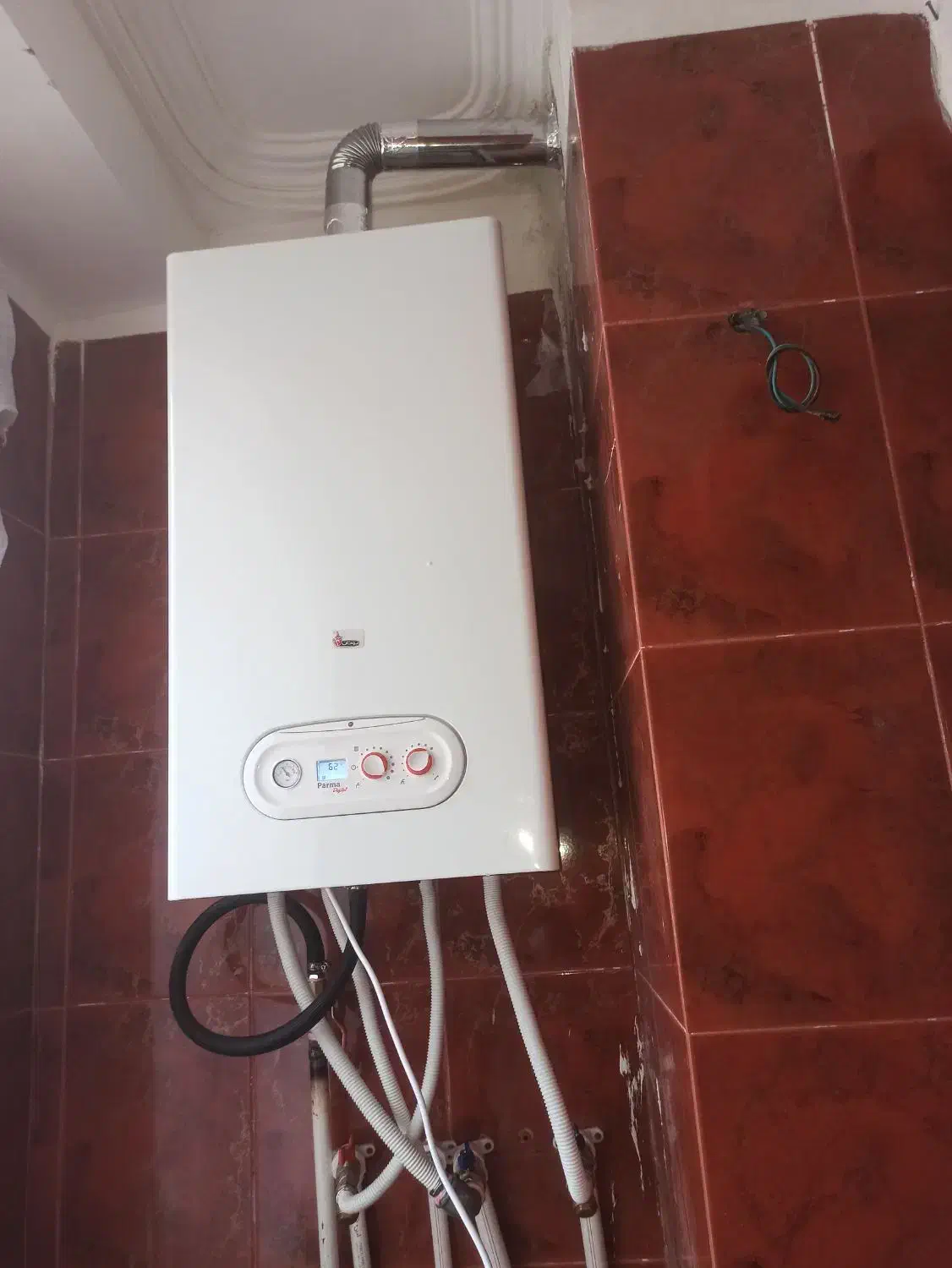 نمایندگی بوتان|آبگرمکن، پکیج، شوفاژ|مراغه, |دیوار