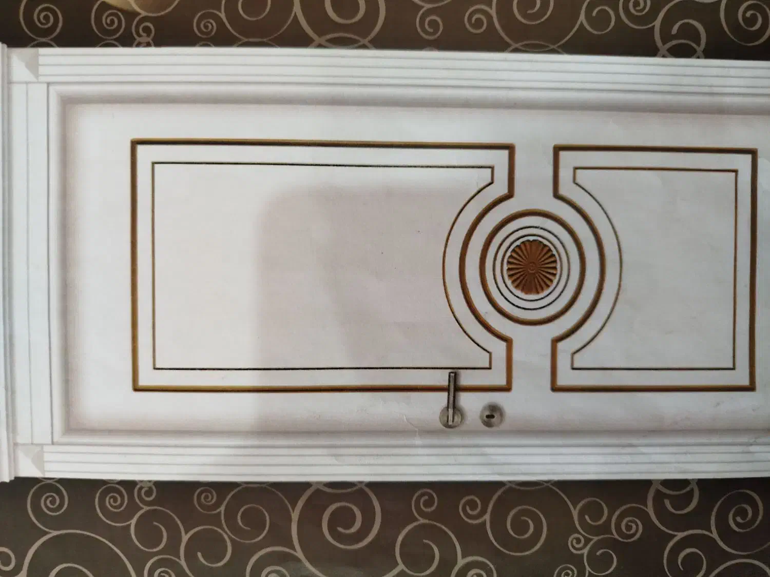 نصاب انواع درب چوبی|خدمات پیشه و مهارت|یزد, |دیوار