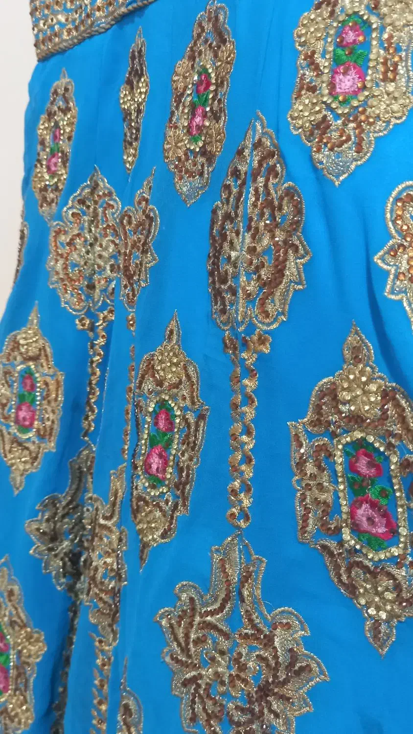 لباس هندی|لباس|رودهن, |دیوار
