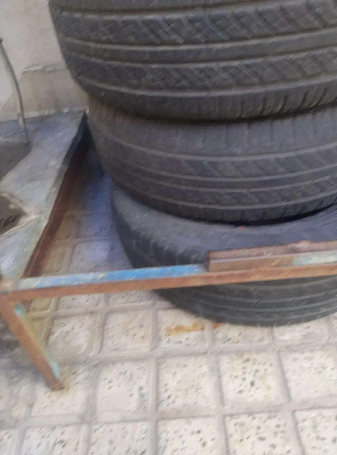 سه عدد لاستیک خودرو|قطعات یدکی و لوازم جانبی|اسلامشهر, شهرک احمدیه|دیوار