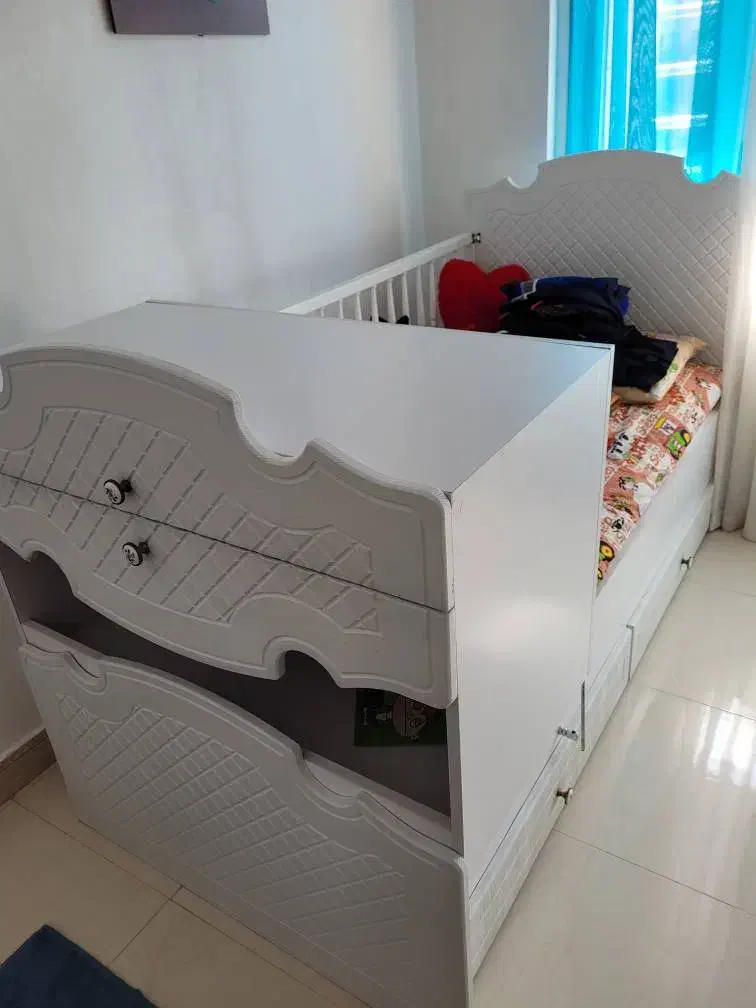 ست سرویس خواب نوجوان|تخت و سرویس خواب|هشتگرد, هشتگرد قدیم|دیوار