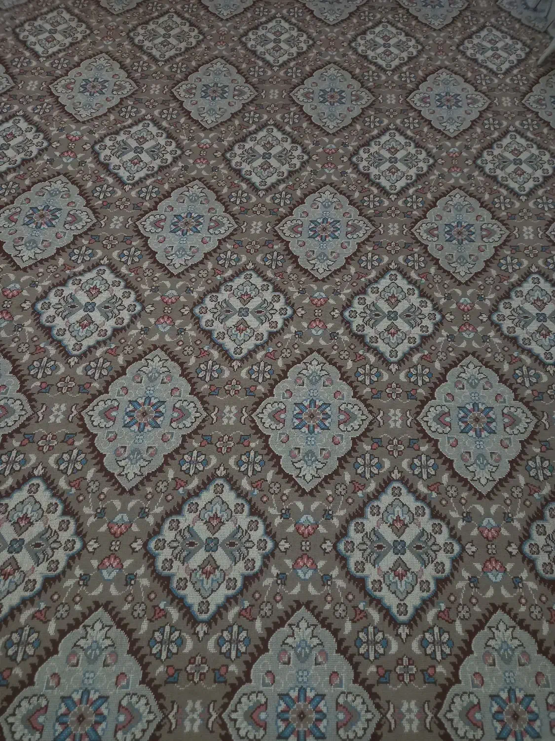 گلیم ۶ متری در حد نوی نو|گلیم، جاجیم، گبه|خمینیشهر, |دیوار