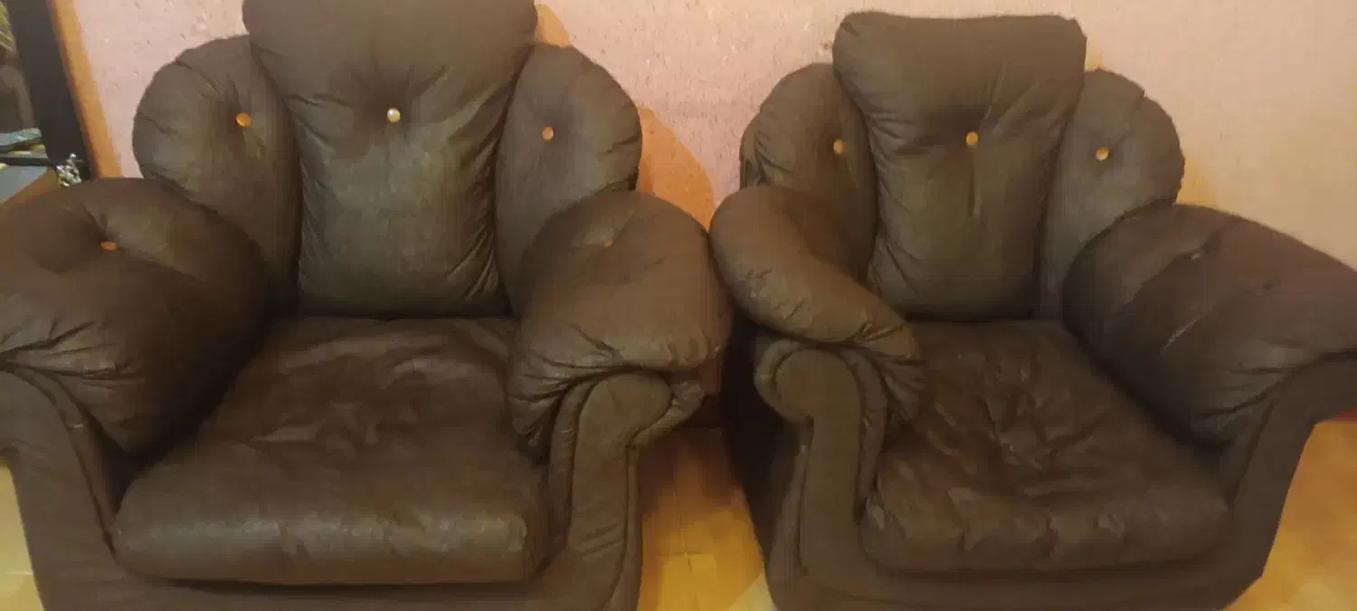 مبل چرم|مبلمان خانگی و میز عسلی|بندر انزلی, مسکن مهر|دیوار