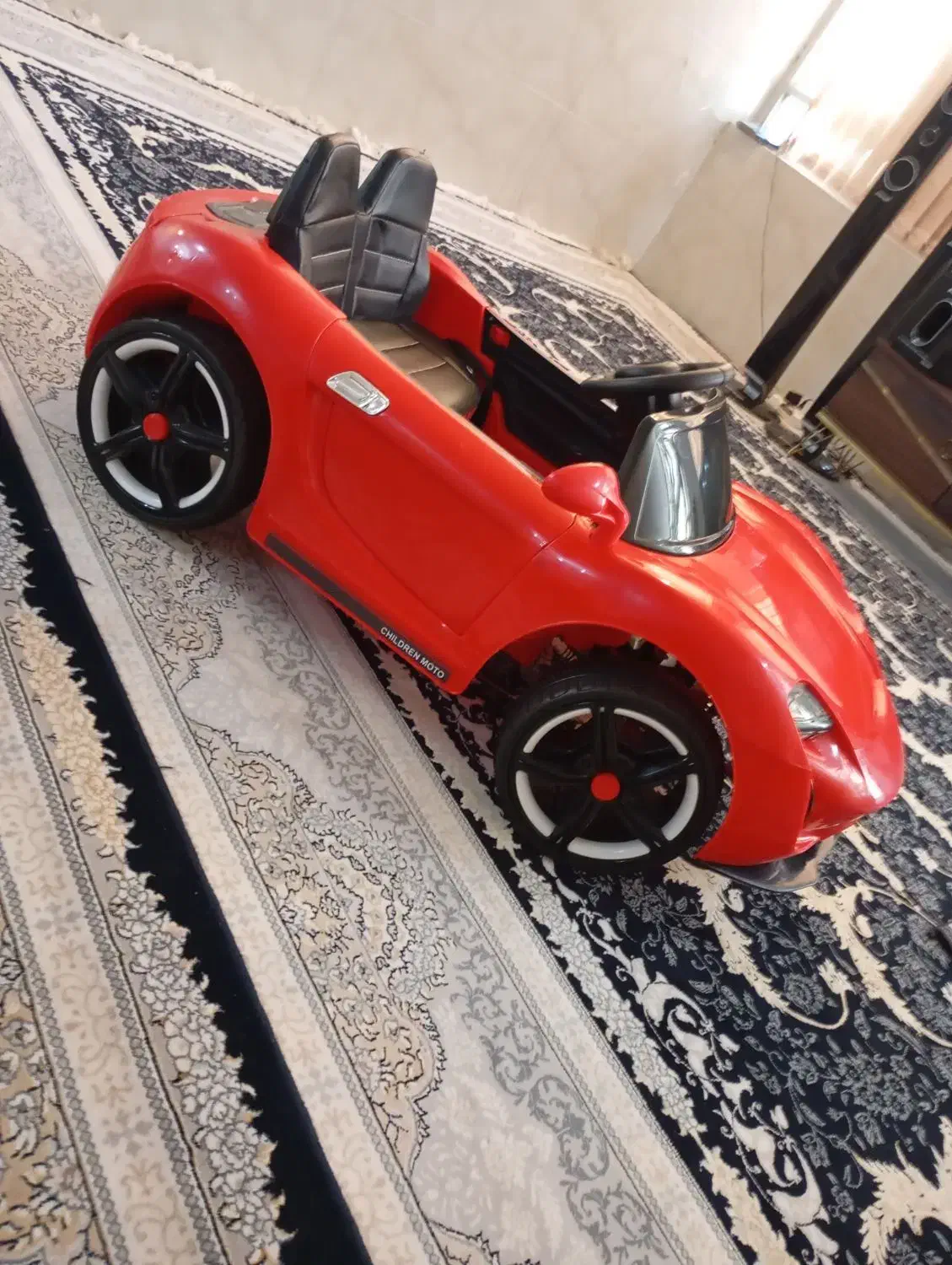 ماشین شارژی|اسباب‌بازی بچه|یزد, |دیوار