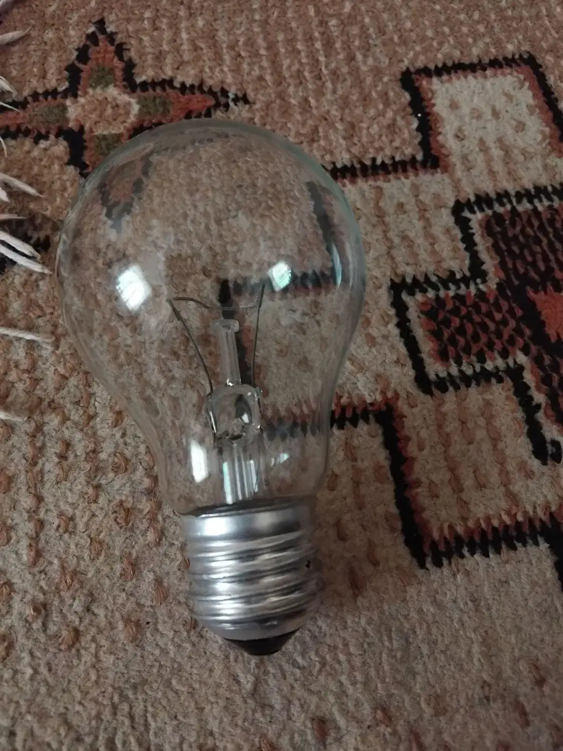 لامپ سالم‌و‌نو|لامپ و چراغ|ابهر, |دیوار