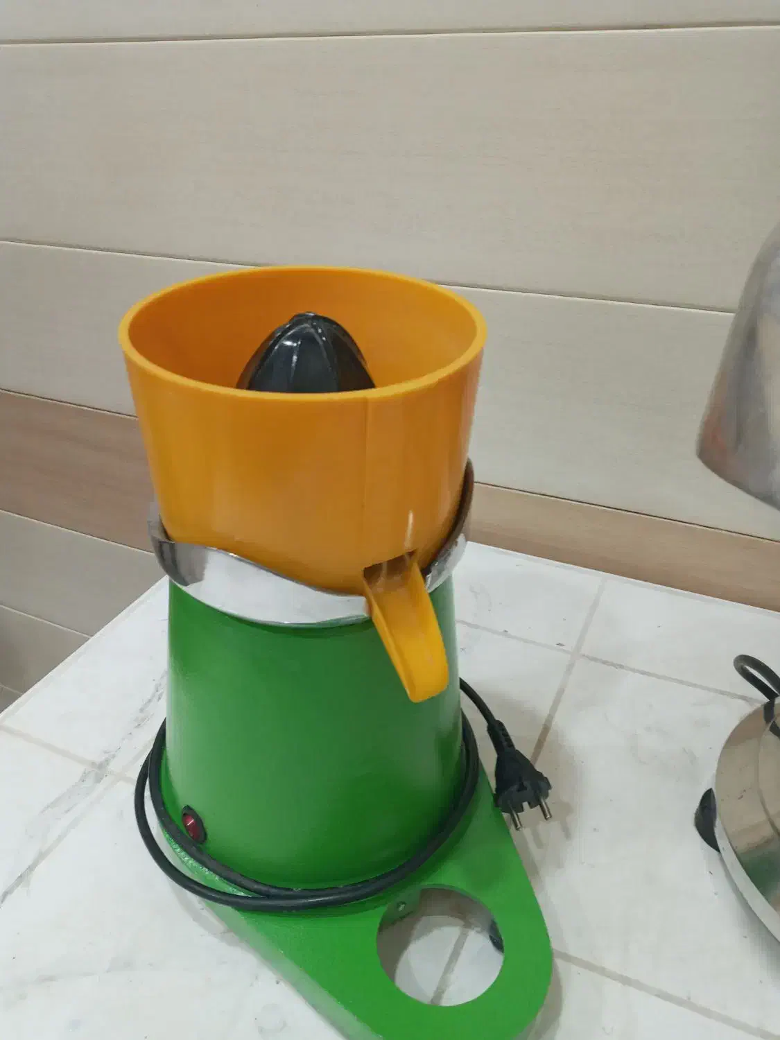 اب پرتقال گیرصنعتی|آبمیوهگیر و آبمرکباتگیر|بروجرد, |دیوار