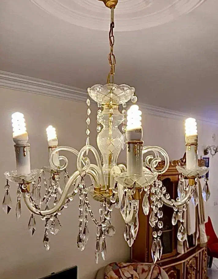 تعدای لوستر کریستالی آنتیک ساخت چک|لوستر و چراغ آویز|تهران, شهرآرا|دیوار