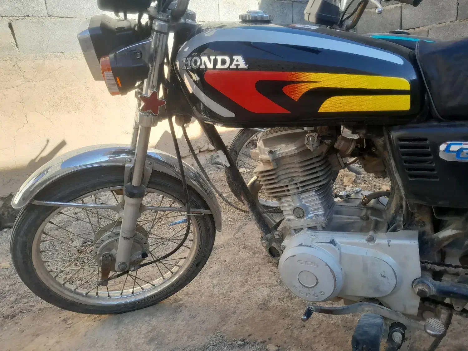 موتور مدل ۸۳|موتورسیکلت|خنجین, |دیوار