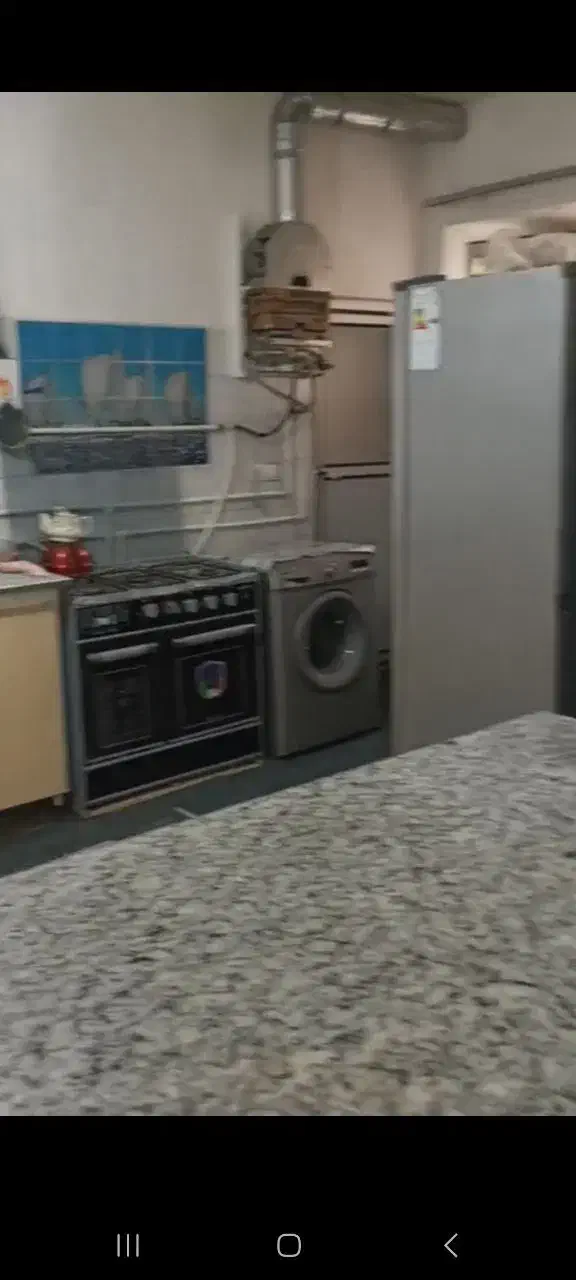 فروش ۲۵۰ متری خانه حیاط دار با صفا|فروش خانه و ویلا|اردستان, |دیوار