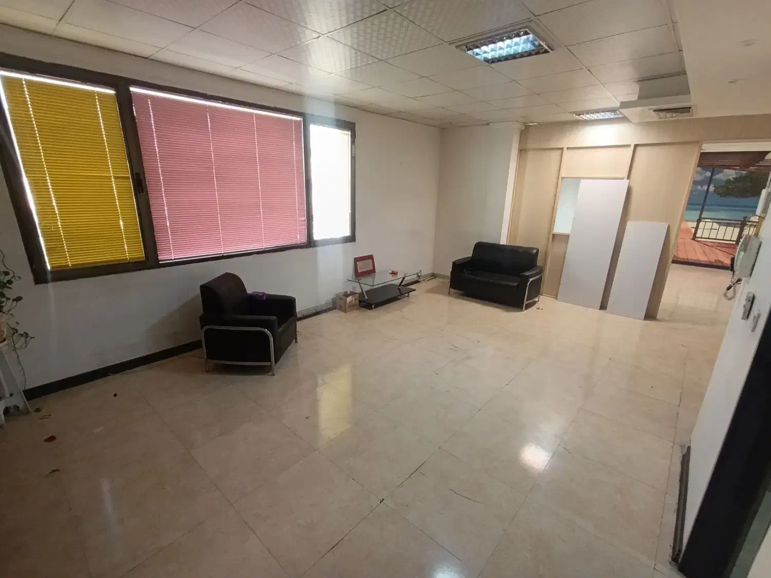 سند اداری ۹۰ متری ۱ خواب فول عکس واقعی تابلو خور|اجارهٔ دفتر کار، اتاق اداری، مطب|تهران, شهرک آزمایش|دیوار