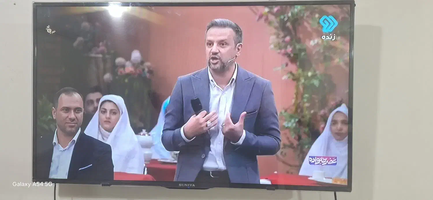 تلویزیون ۴۹اینچ سونیا|تلویزیون و پروژکتور|فامنین, |دیوار