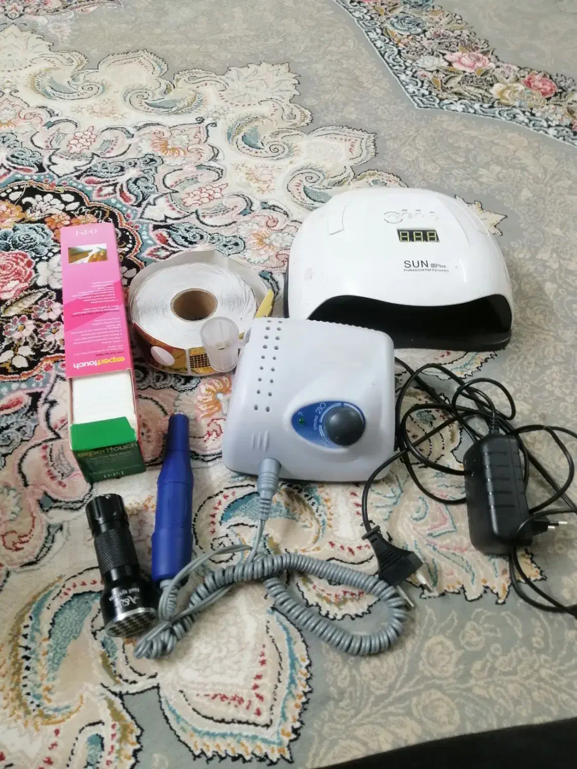 وسایل کاشت ناخن|آرایشی، بهداشتی، درمانی|یزد, |دیوار