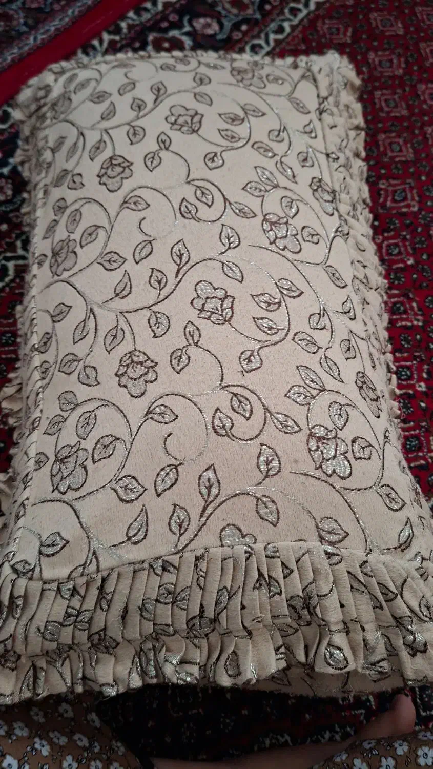 برگه بالشت|رختخواب، بالش، پتو|جوانرود, |دیوار