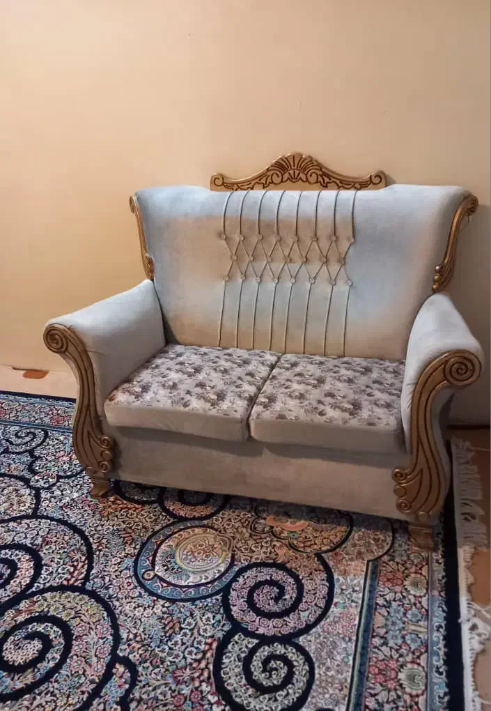 فروش مبل هفت نفره|مبلمان خانگی و میز عسلی|فولادشهر, B5|دیوار