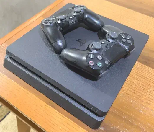 PS4 Slim 500GB  دو دسته  3 بازی محبوب|کنسول، بازی ویدئویی و آنلاین|اندیمشک, |دیوار