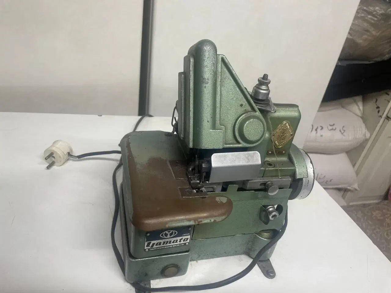 چرخ خیاطی|چرخ خیاطی و ریسندگی|کن, |دیوار