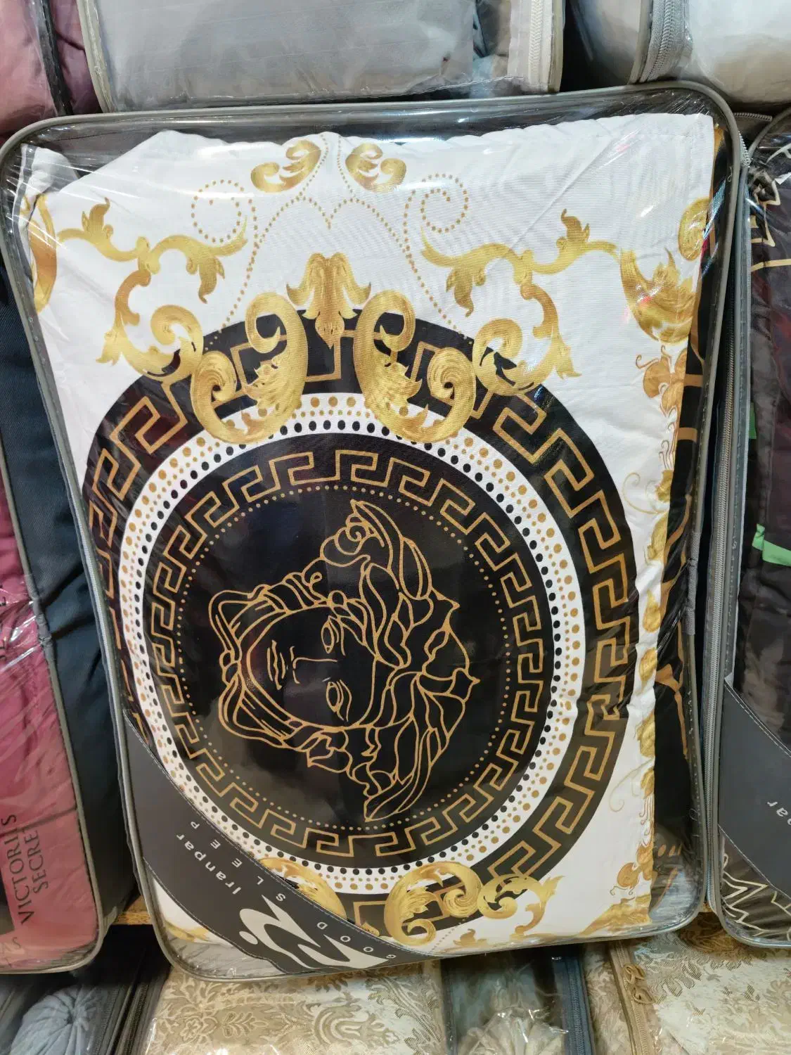 لحاف سه بعدی تمام نخ کتان|رختخواب، بالش، پتو|اندیشه, اندیشه فاز ۱|دیوار