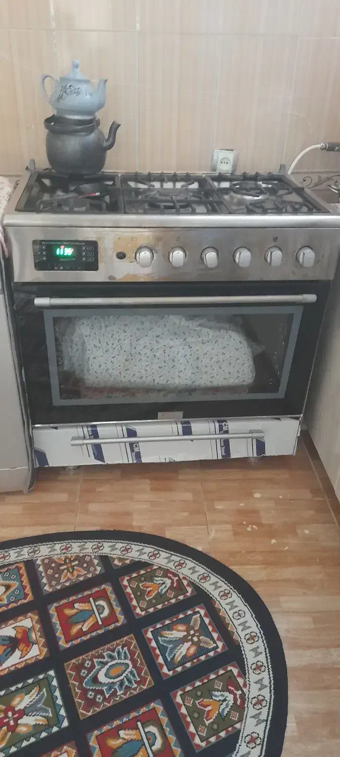 یک عدداجاق گازفرداربفروش میرسد|اجاق گاز و لوازم برقی پخت‌وپز|ورزقان, |دیوار