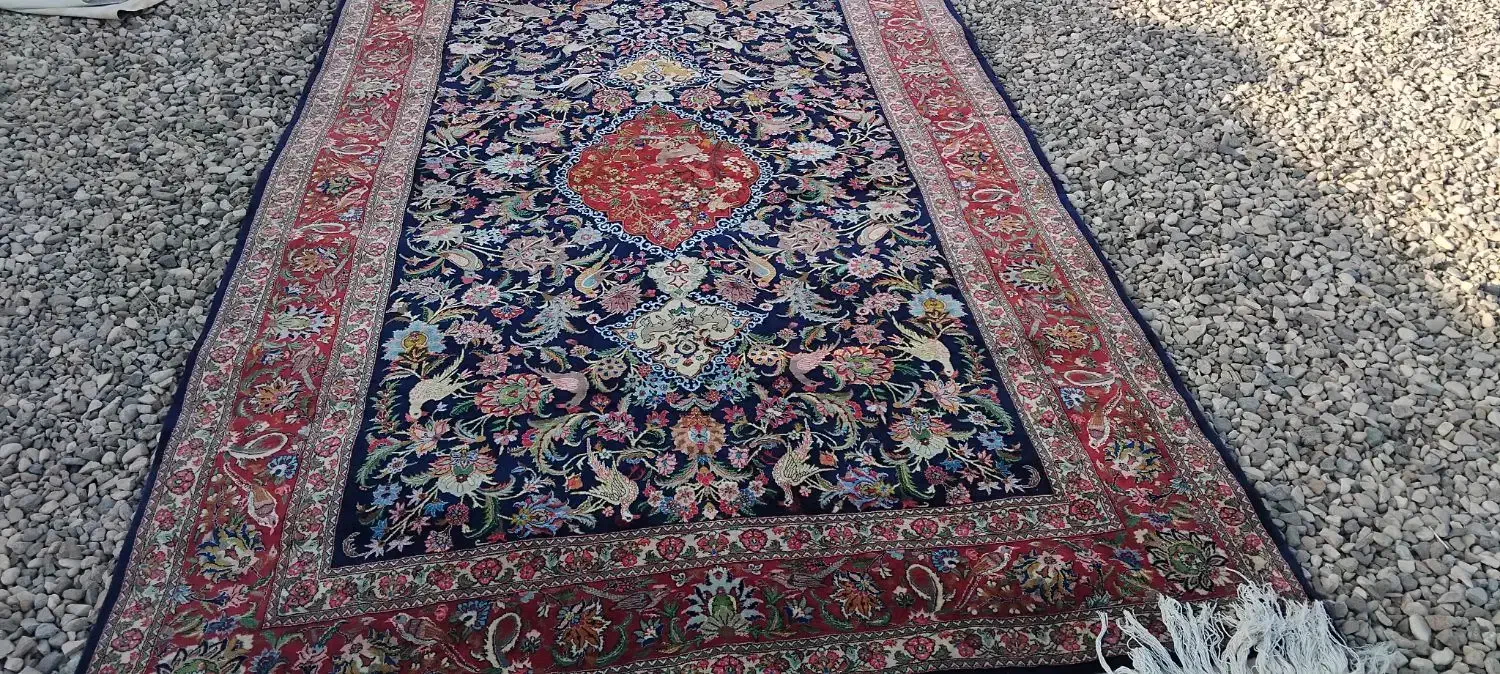 کارگر ماهر قالیشویی درسمنان|استخدام سرایداری و نظافت|سمنان, |دیوار