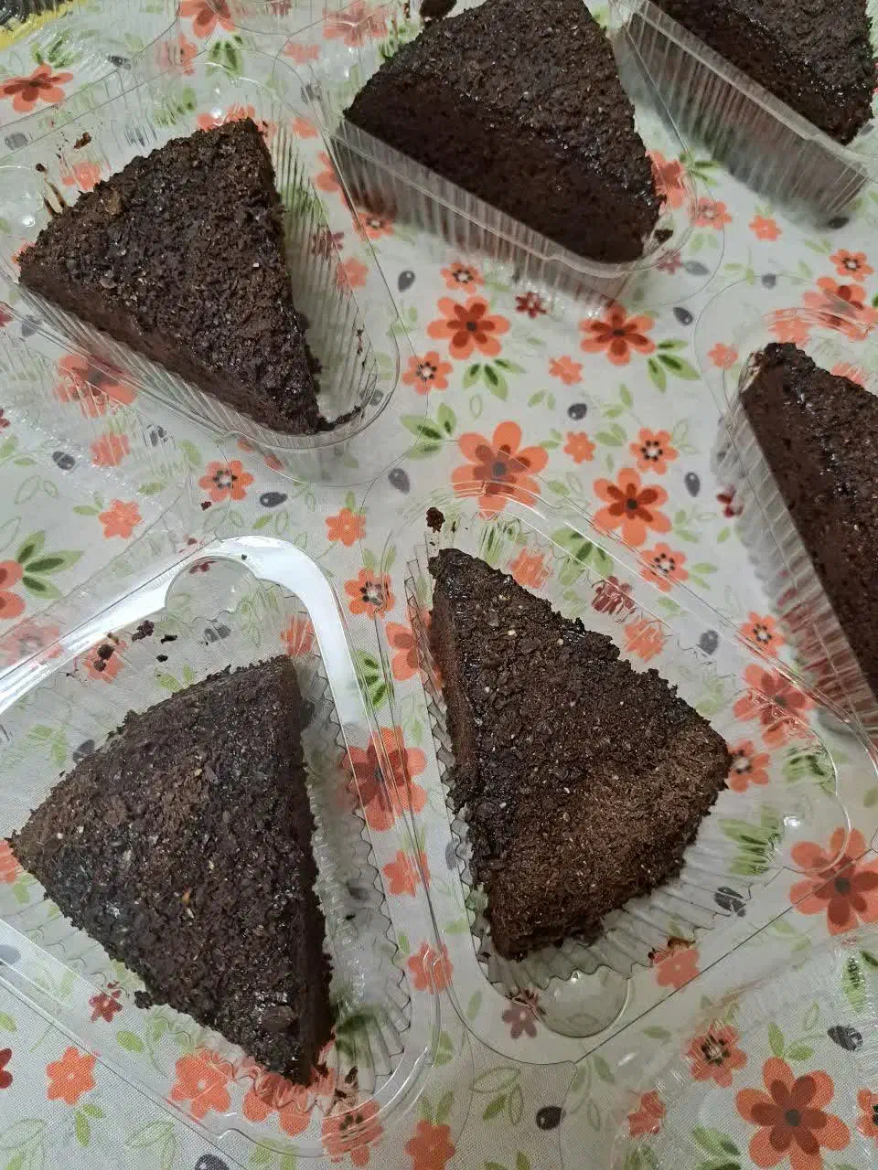 کیک شکلاتی|خوردنی و آشامیدنی|قم, سنگ بند|دیوار