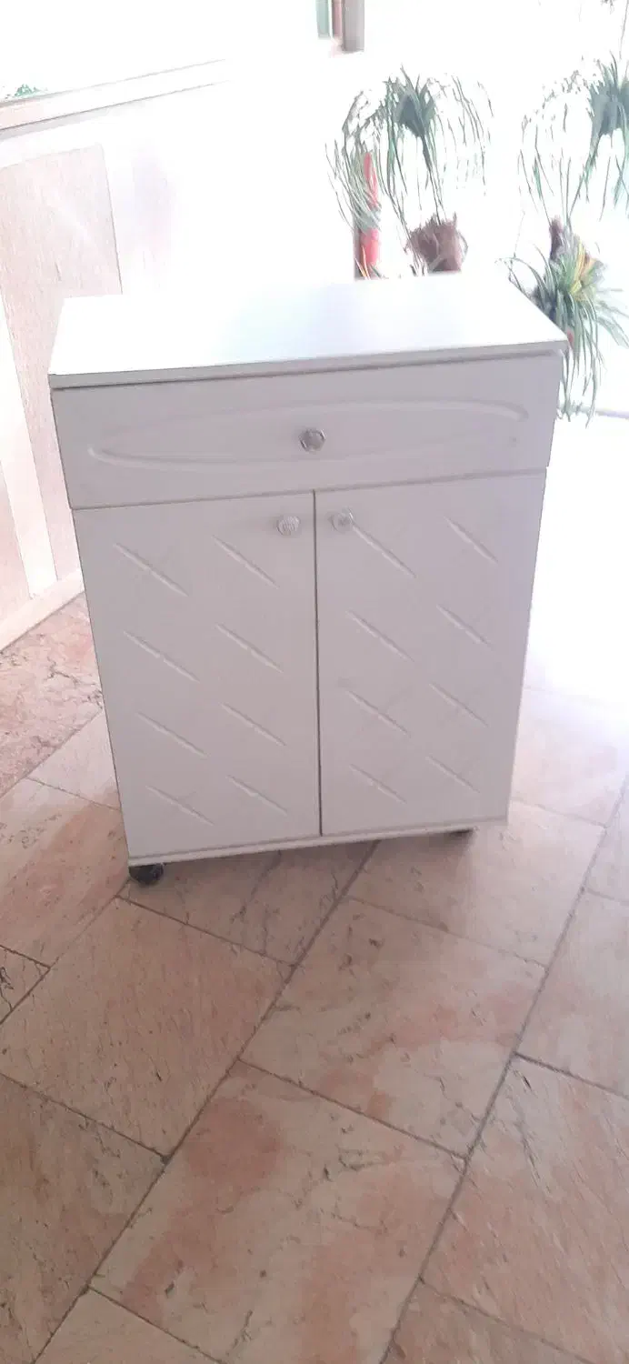 جاکفشی|جاکفشی، کمد، دراور|تبریز, |دیوار