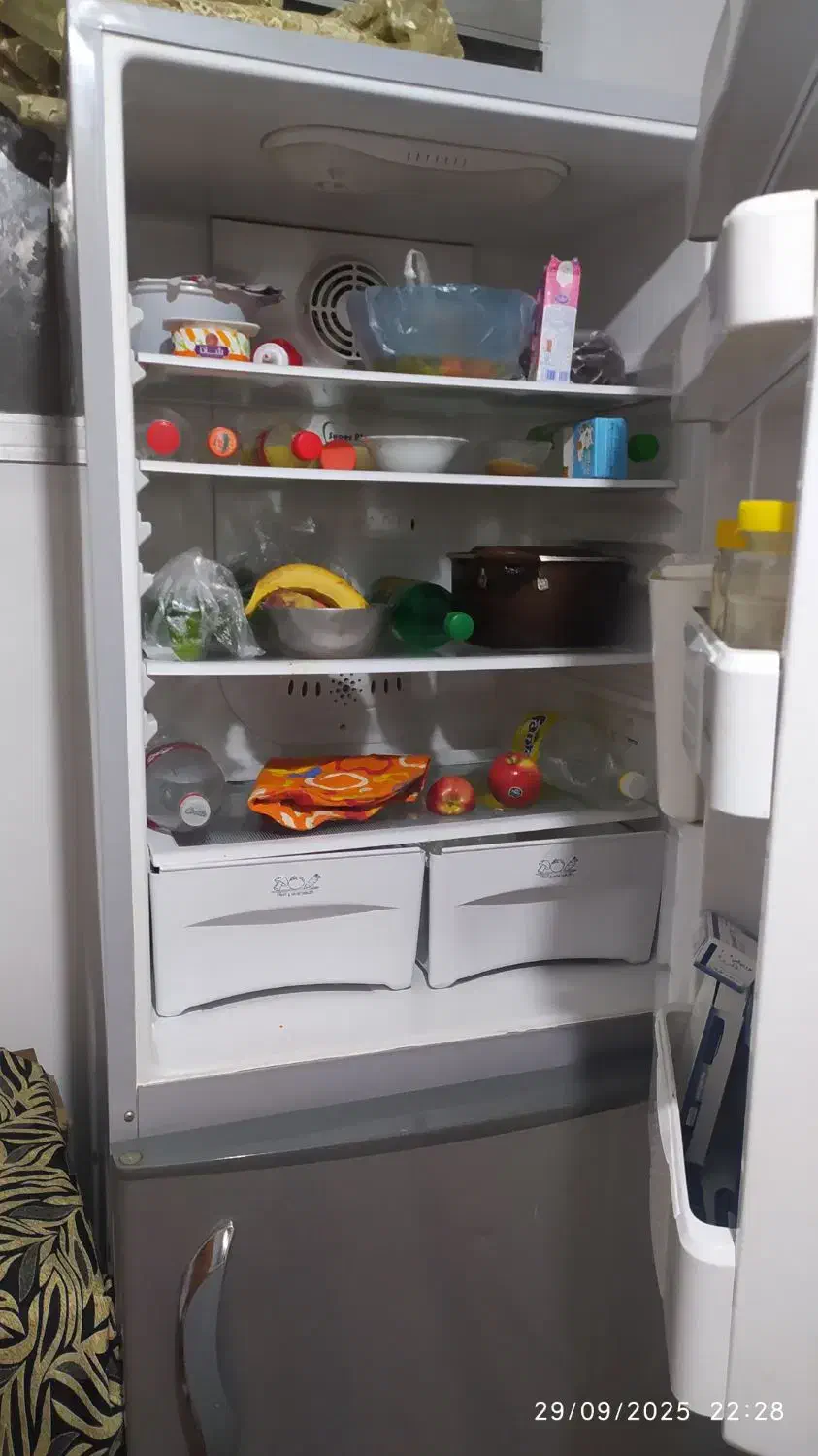 یخچال فریزر هیمالیا|یخچال و فریزر|فولادشهر, B7|دیوار