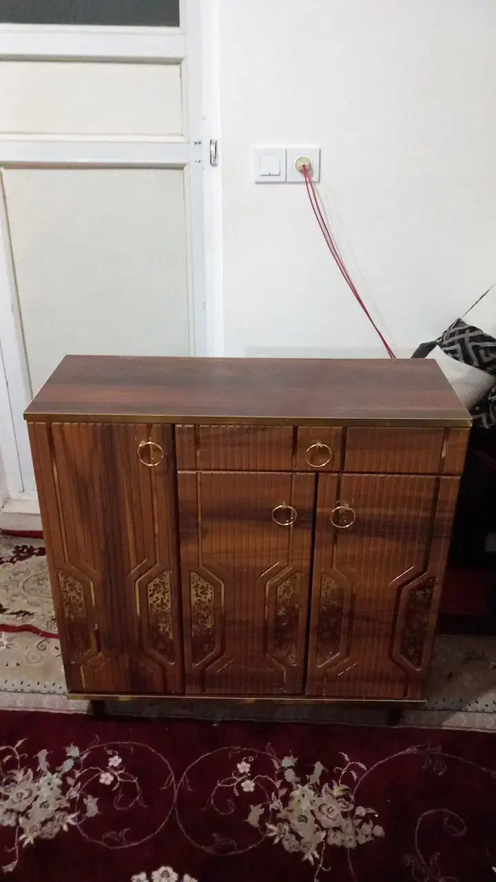 جاکفشی|جاکفشی، کمد، دراور|محمدیه-قزوین, |دیوار