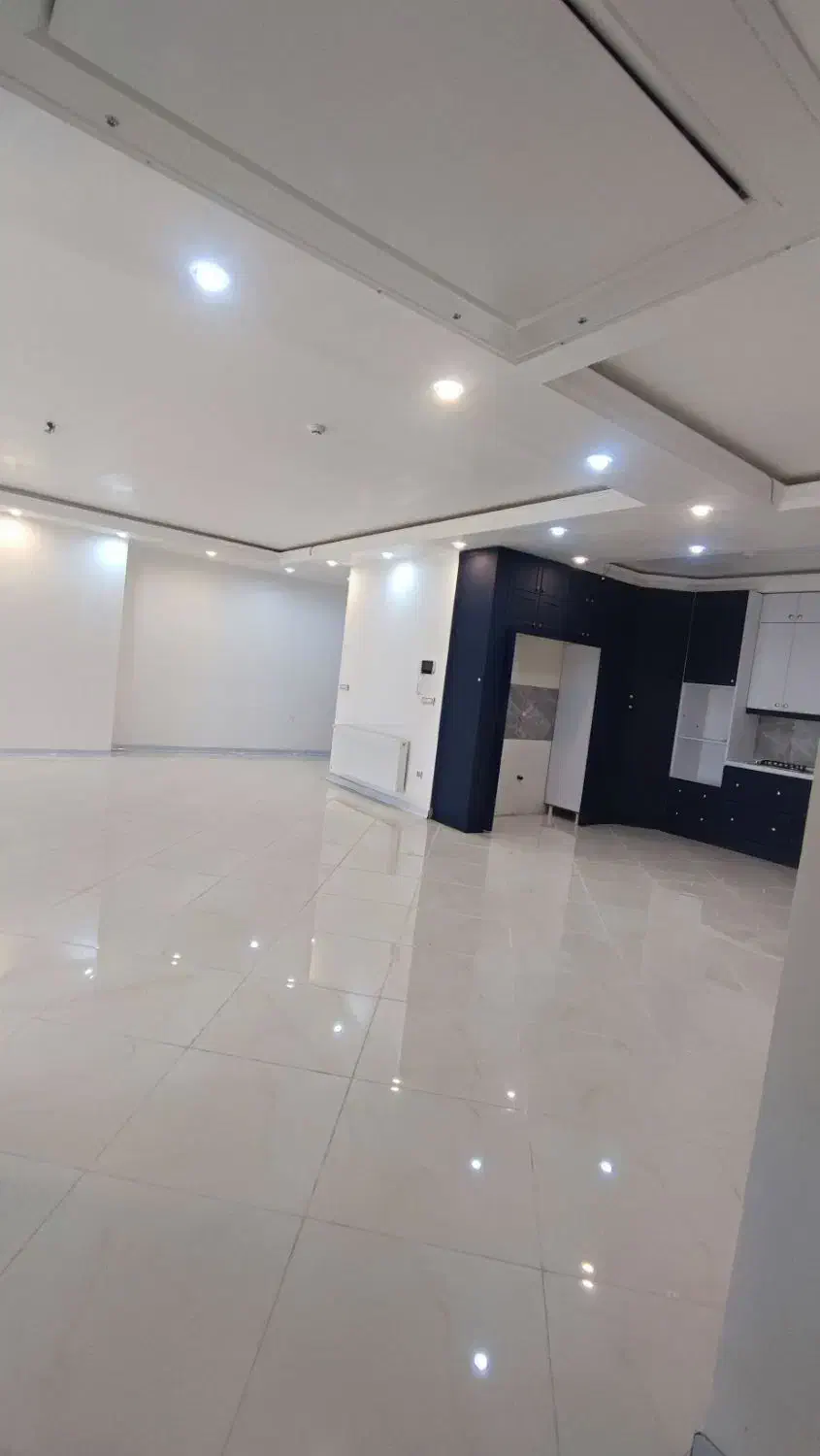 ۲۱۰ متر کلید اول /۳ خواب فول/محدوده چهار راه بانک|اجارهٔ آپارتمان|خرمآباد, |دیوار