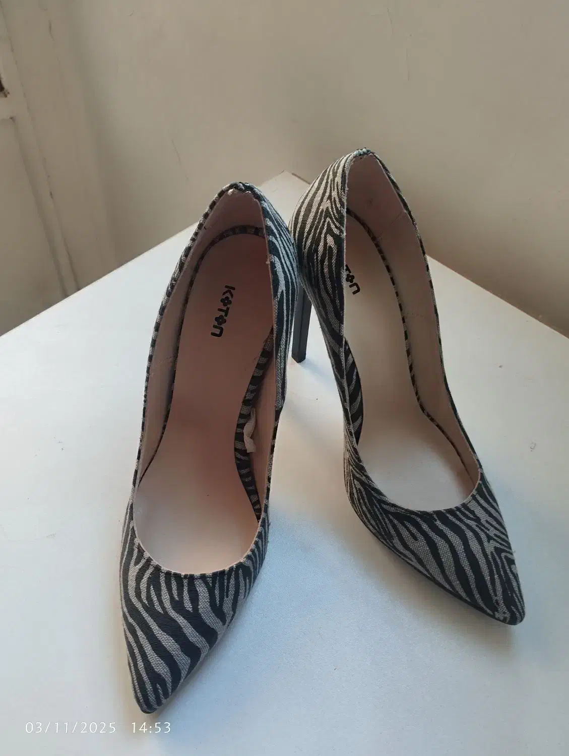 کفش مجلسی|کیف، کفش، کمربند|کرج, بنیاد|دیوار